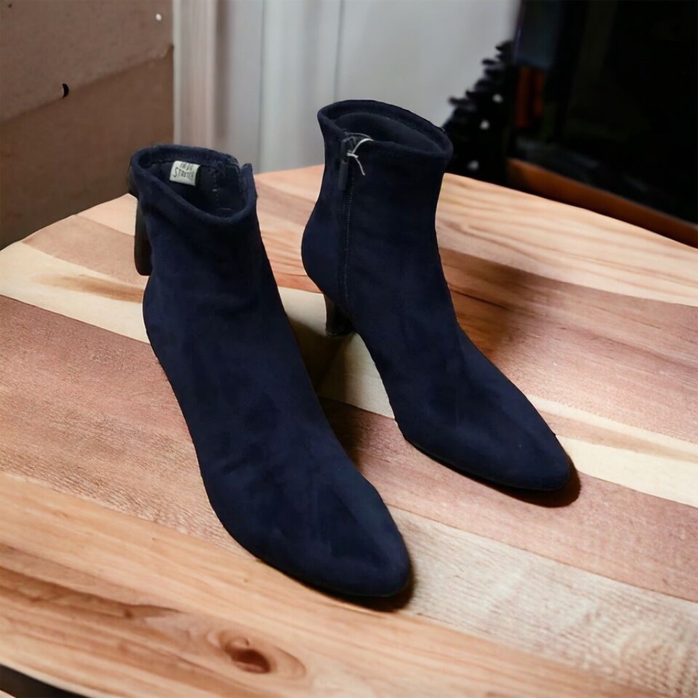 Impo Stretch, Woman, Booties Blue Suede, Sz 6, heel, zipper.!